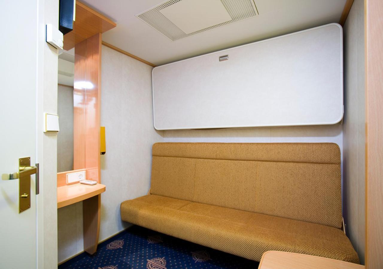  Viking Line Ferry Viking Xprs - Night Cruise From